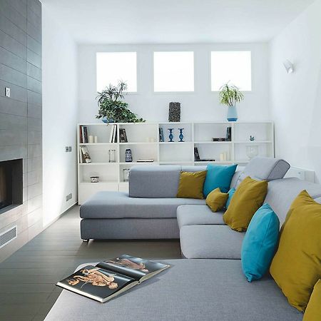 Villa Hera Чефалу Екстериор снимка
